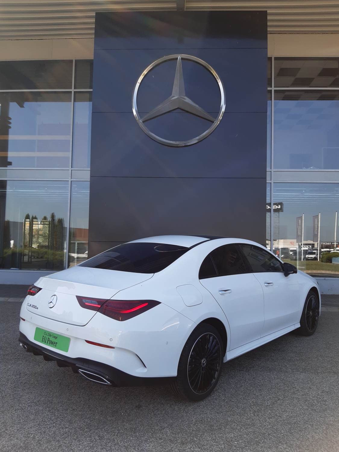 CLA 250 e Coupé Plugin hybrid JP Auto / MercedesBenz, Kia, Suzuki